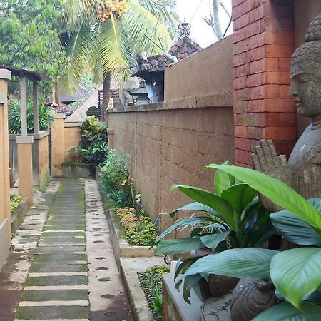 Utu Homestay Ubud Eksteriør billede